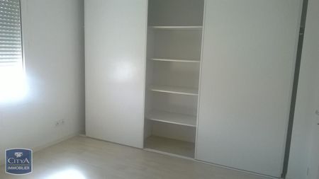 Location Appartement 3 pièces 52m² VAYRES 33870 - Photo 4