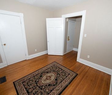 For Lease - 56 John Street Unit# #2, Brampton, Ontario - Photo 2