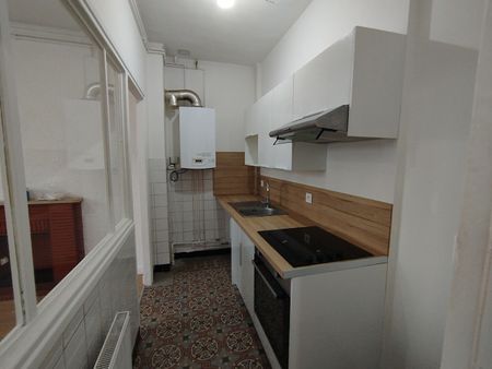 Location Appartement 3 pièces 49m² LILLE 59160 - Photo 2