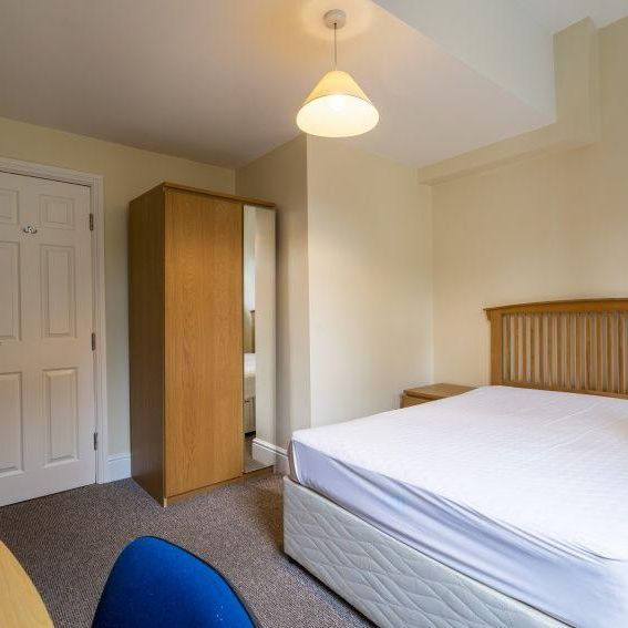 4 bedroom house share to rent - Photo 1