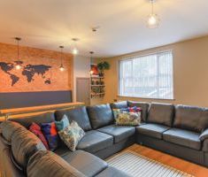 Borough Road - Room 9, Middlesbrough - Photo 6