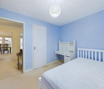 2 bedroom flat to rent - Photo 6