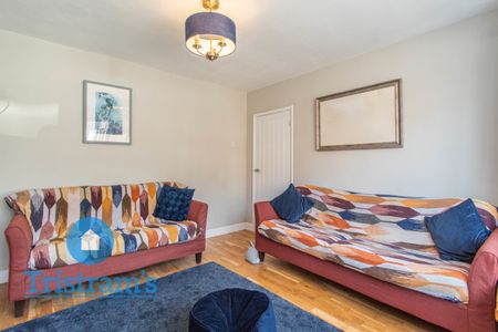 Bankfield Drive, Bramcote - Photo 3