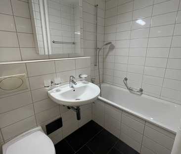 Helle, grosszügige 1-Zimmerwohnung im St. Johann-Quartier - Photo 4