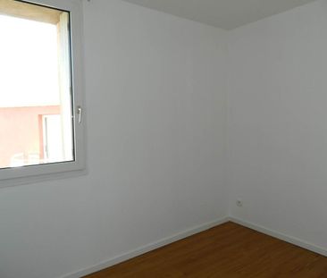 Location Appartement 3 pièces 51m² NARBONNE 11100 - Photo 2