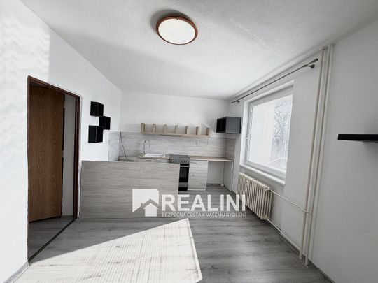 Pronájem bytu 1+kk 26 m² - Photo 1