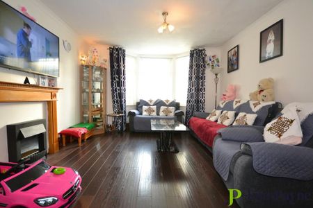 3 bedroom terraced house to rent - Photo 5