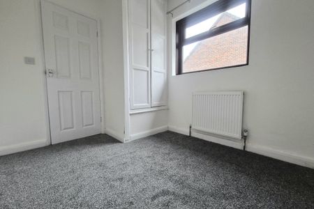 Cousin Lane - Photo 4