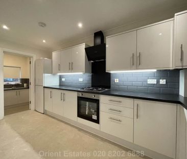 Price £3,000 pcm - Available Now - Furnished - Photo 6