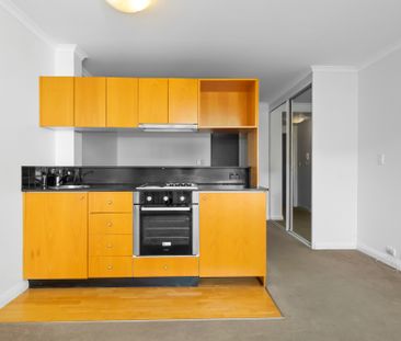 302/508 Riley Street, Surry Hills NSW 2010 - Studio For Rent | Domain - Photo 3
