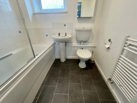 2 bedroom apartment to rent - Photo 5