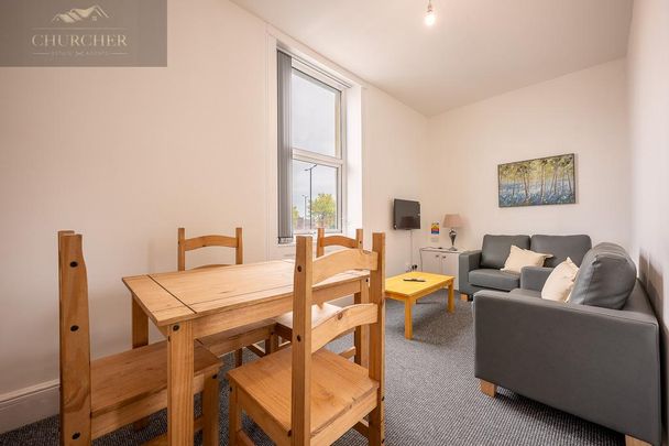 4 bedroom apartment to rent - Photo 1