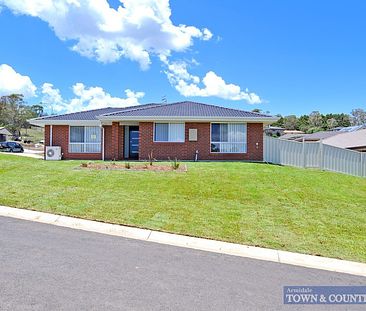 SOUGHT AFTER NORTH LOCATION - Photo 3