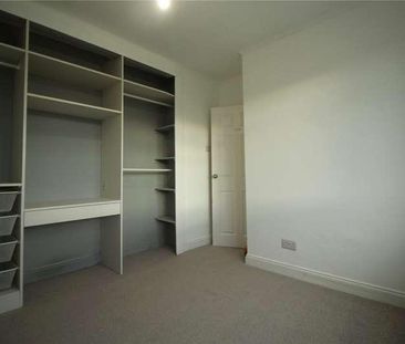 Lower Higham Road, Gravesend, Kent, DA12 - Photo 4