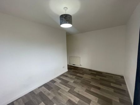 2 Bedroom Property To Rent - Photo 4