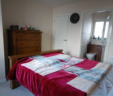3 bedroom detached house to rent - Photo 3