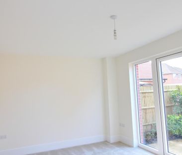 4 bedroom detached house to rent - Photo 1