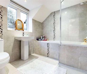 Ashford Hill Road, Ashford Hill, Thatcham, RG19 - Photo 2