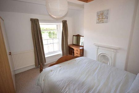 Roanhead Lane, Barrow In Furness, LA14 - Photo 4