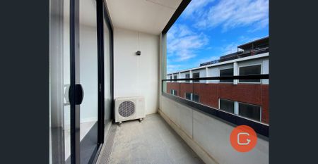 Spacious 1 Bed + Study nook On Top Level - Photo 5