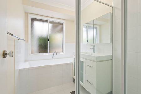 3-Bedroom Home with Rural Outlook - Photo 3