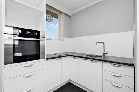 16/7 Adam Street, - Photo 2