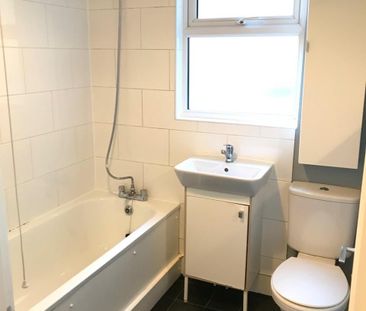2 Bed Flat, Highbury, N5 - Photo 4