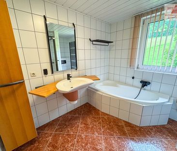 Traumhafte 3-Raum-Wohnung mit Balkon und Einbauküche im Grünen mit ... - Photo 6