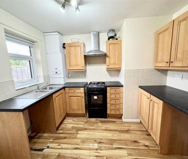 2 bedroom bungalow to rent - Photo 1