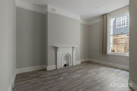 4 bedroom terraced house to rent - Photo 3