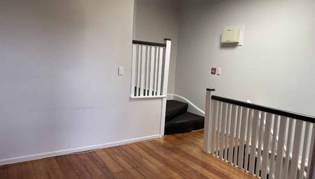 Jackson Street Apartment - Photo 5