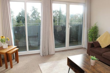 3 bedroom flat to rent - Photo 3