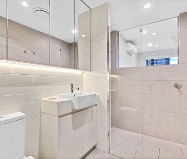 Stylish 3-Bedroom Townhouse in Brightwater! - Photo 4