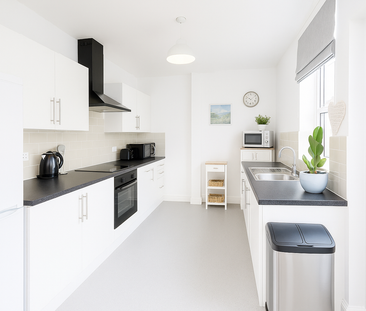 3 bedroom terraced house to rent - Photo 5