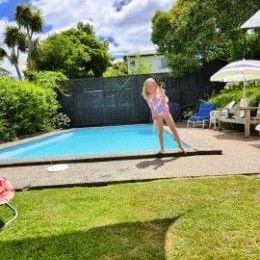 Renovated family home with Pool on Matai Road! - Photo 1