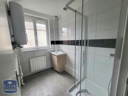 Location Appartement 4 pièces 66m² BEAUVAIS 60000 - Photo 3