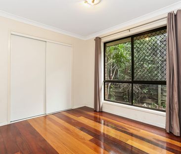 Beautifully Presented Family Home in a Peaceful, Family-Friendly Ne... - Photo 5