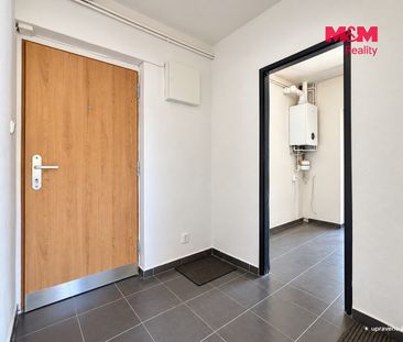 Pronájem bytu 2+1 63 m² - Photo 1