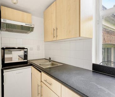 Studio to rent - Photo 4