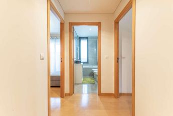 2 Bedroom Apartment with a view, Alto de Algés, Oeiras