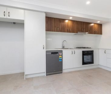 Lovely low maintenance duplex - Photo 5