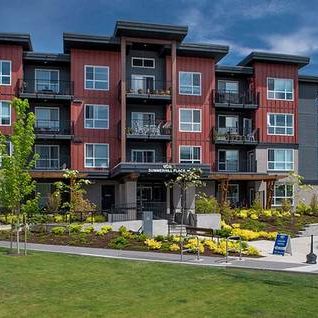 In-suite Laundry, Refrigerator, Pet Friendly - Photo 3