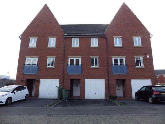 Mixed use to rent - Photo 1