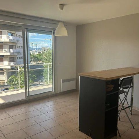Location Appartement 2 pièces MARSEILLE 9ème - Photo 1