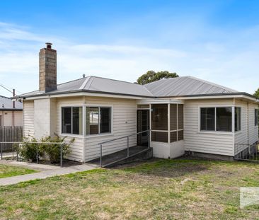 Three bedroom family home in great location - Photo 6