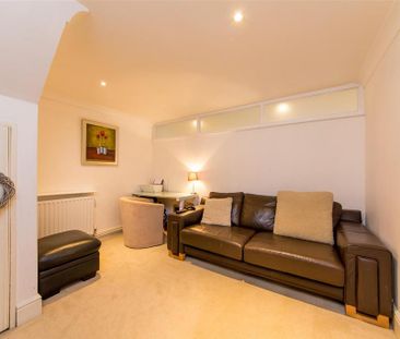 3 bedroom detached house to rent - Photo 3