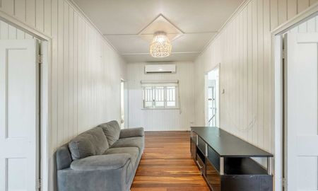 32B Walker Street, Walkervale QLD 4670 - House For Rent - $530 | Domain - Photo 5