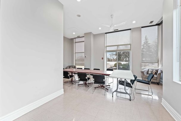 For Lease - 545 St Laurent Boulevard Unit# 2806, Manor Park - Cardinal Glen and Area, Ontario - Photo 1