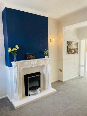 2 bedroom terraced house to rent - Photo 2