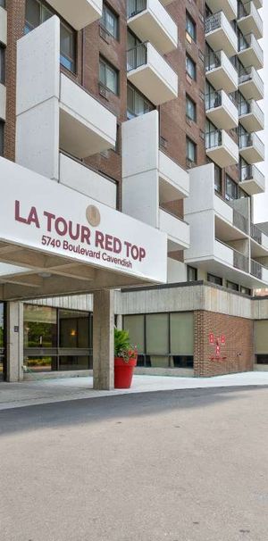 Bachelor Available At 5740 Cavendish Boulevard, Côte Saint-Luc - 5740 Cavendish Boulevard, Côte-Saint-Luc - Photo 2